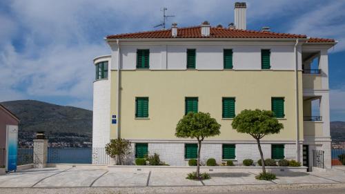 Okrug Donji House | Apartments Villa Novak 1
