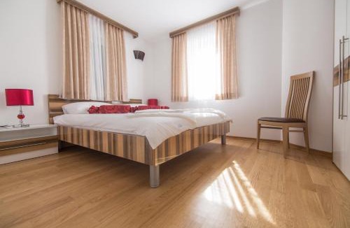 Okrug Donji House | Apartments Villa Novak 1