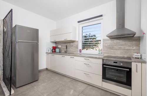 Garica Apartment | Apartments Villa Padrone with pool - perfect for families!