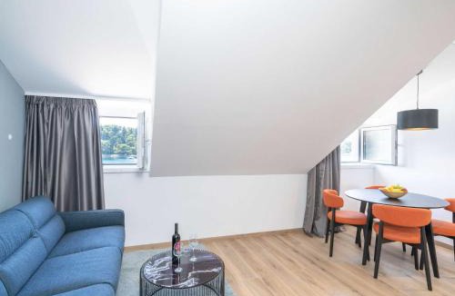 Cavtat Old Town Apartment | Apartments Villa Royale - One Bedroom Apartment with Sea View