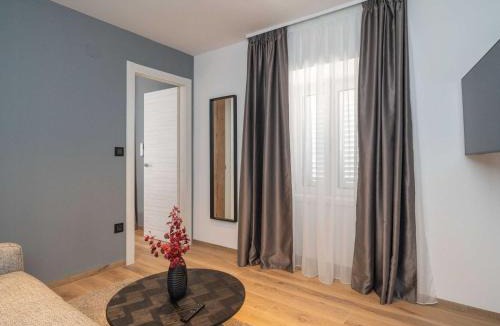 Cavtat Old Town Apartment | Apartments Villa Royale - Premium One Bedroom Apartment with Sea View