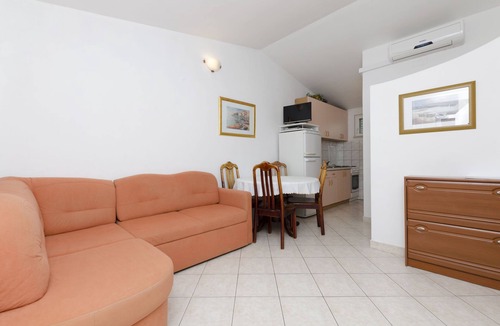 Podglavica Apartment | Apartments Vinčić (49931-A3) - Rogoznica