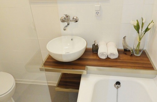 Stomorska Apartment | Apartments Vinka, (15957), Stomorska, Croatia
