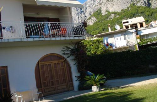 Makarska Apartment | Apartments Vrisika-family apartment