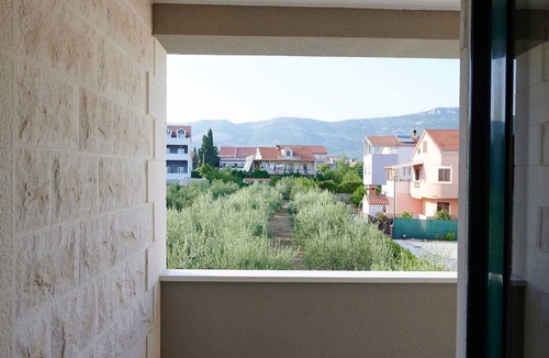 Kastel Stafilic Apartment | Apartments Vujina - Comfort Studio Apartment with Terrace 3 (Luka)