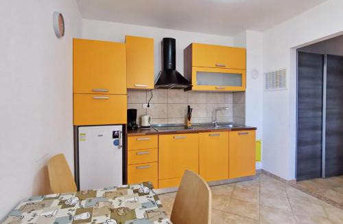 Cizici Apartment | Apartments with parking space Cizici, Krk - 22046