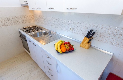 Veli Rat Apartment | Apartments Zvonko, (16325), Veli Rat, hr