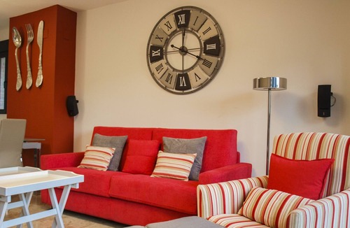 Penya-roja Apartment | ApartUP Aquarium City