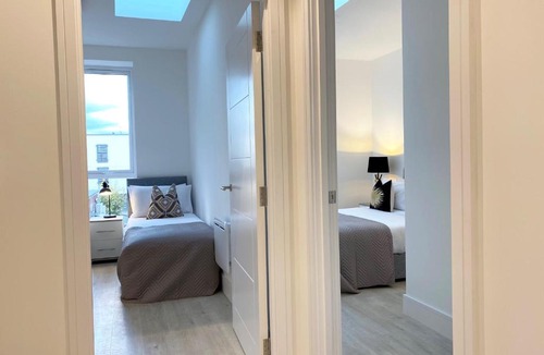 Fleet House | Apex at Fleet Heights Apartment Five