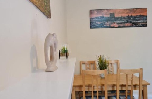 Dalry Apartment | Apex Cathcart Place Apartment