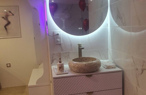 Maraussan Apartment | Aphrodisia Love concept