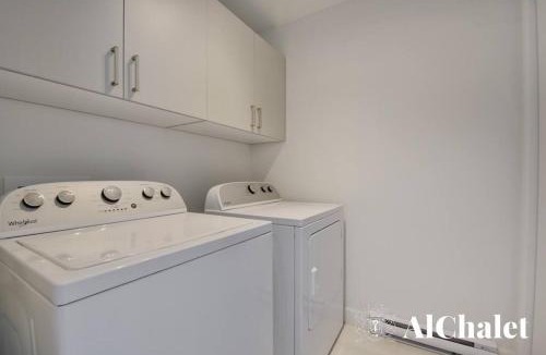 Pont-Rouge Ski Chalet | Aphrodite- Piscine sauna et spa