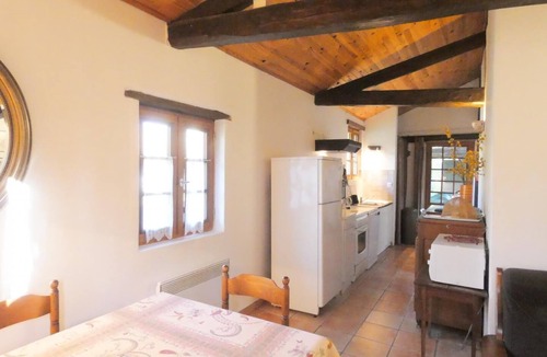 Herm House | Apiculteur - Herm - Gîte