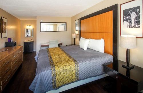 Winchester Hotel | APM Inn and Suites