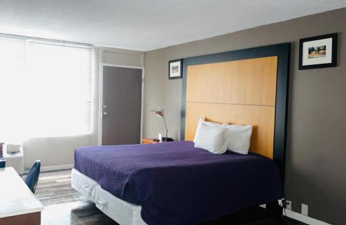 Martinsburg Hotel | APM Inn & Suites