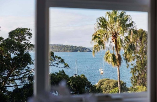 Elizabeth Bay Apartment | Apmnt With Parking, Balcony, Pool & Harbour Views