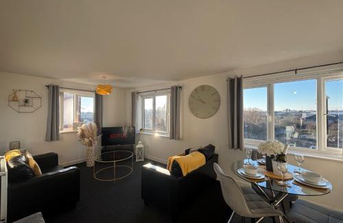 Coventry Apartment | Apollo Apartment