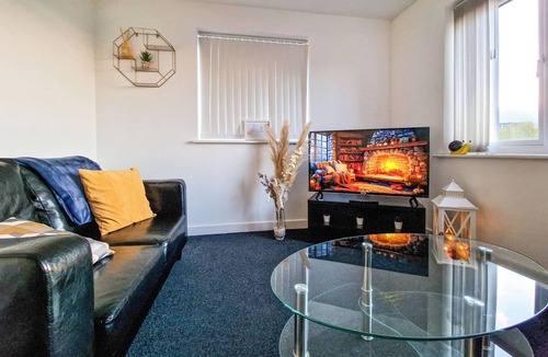 Coventry Apartment | Apollo Apartment