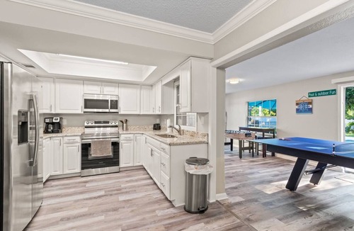 Apollo Beach House | Apollo Beach pool home fun & games