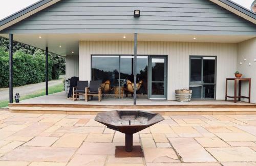 Port Campbell House | Apostle Hideaway - Central Port Campbell