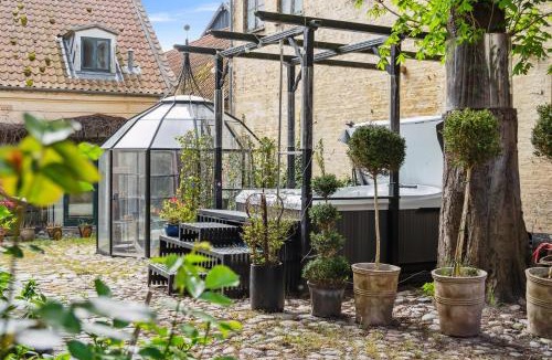 Stege Bed & Breakfast | Apotekergaarden