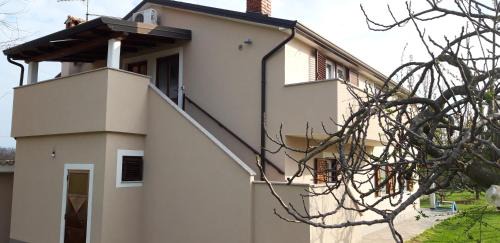 Radini Apartment | App Keti