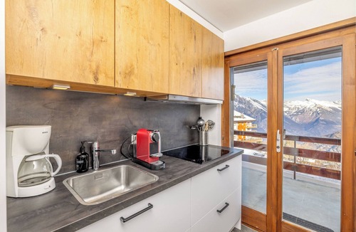 La Tzoumaz Hotel | App Les Rocailles 9 Family Retreat With Sauna