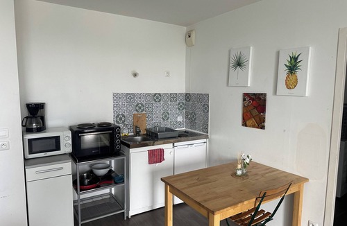 Haluchere - Perray Apartment | Apparement Spacieux et Lumineux