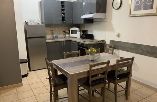 Uzes Apartment | Apparemment des Cèdres