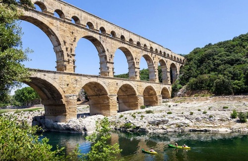 Uzes Apartment | Apparemment des Cèdres