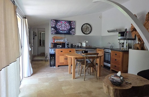 Saint-Martin-de-Crau House | Apparently vacation home with hammam and private jacuzzi