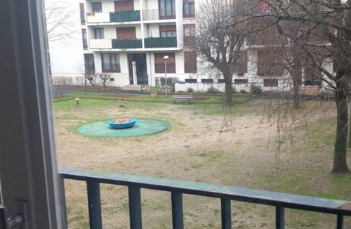 Epinay-sur-Seine Apartment | Apparently fully equipped, the Olympic facilities in Paris