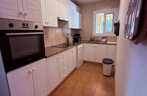 Platja d'Aro Apartment | Appart. à 70 m de la Plage et Très Proche Centre - Piscine - Parking Privé Fermé