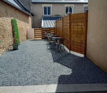 Noyen-sur-Sarthe Apartment | Appart 3 chambres