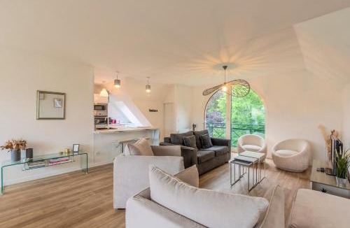 Roubaix Apartment | Appart 3 chambres avec parking privé et terrasse