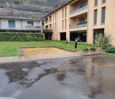 Cahors Apartment | Appart 3 pieces cosy avec parking proche centre ville
