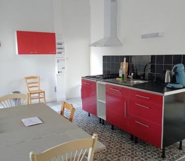 Noyen-sur-Sarthe Apartment | Appart 5 personnes