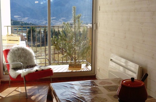 La Llagonne Apartment | Appart 50m²/for 6 people in La llagonne/panoramic mountain view