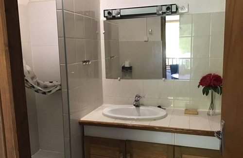 Ax-les-Thermes Apartment | Appart 6, 4 pers Ax les Thermes, well located, quiet, ideal for vacations