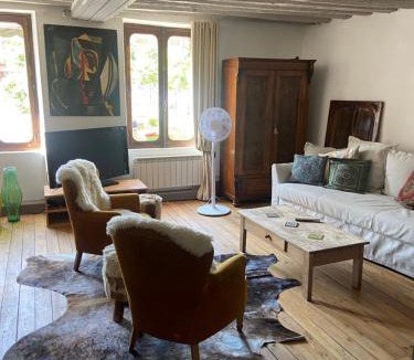Neauphle-le-Chateau House | Appart 7 couchages en plein cœur de village