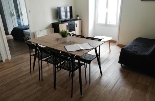 Saint-Laurent-sur-Sevre Apartment | Appart-alma