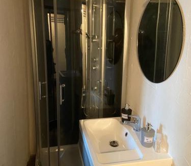 Saint-Remy-Sur-Durolle Apartment | Appart au 1 etage