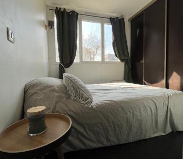 Bezons Apartment | Appart au pied du T2 La Défense Paris