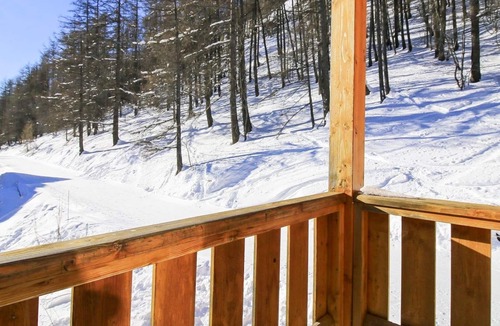 Allos Condo | Appart authentique | 50m de la navette