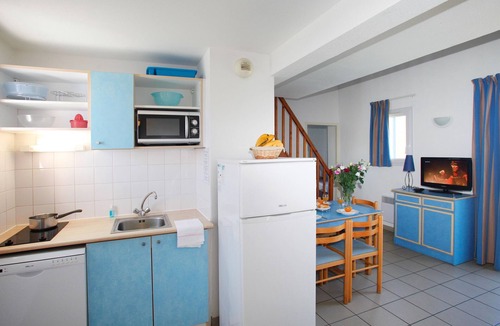 Le Chateau-d'Oleron Condo | Appart authentique et au calme, à 300m de la plage