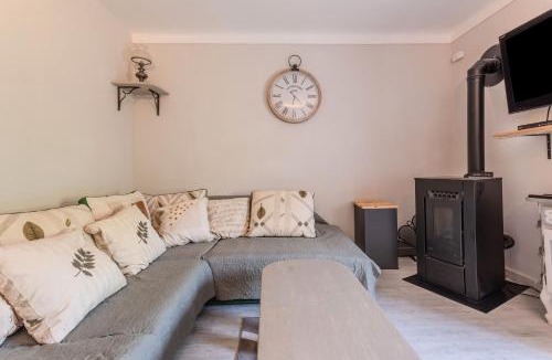 Valderoure Apartment | Appart Authentique et Confortable