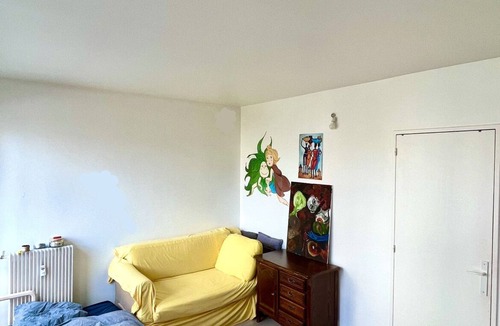 Quartier du Pont-de-Flandre Apartment | APPART AVEC PIANO + BIBLIOTHÈQUE AU CANAL DE L'OURCQn