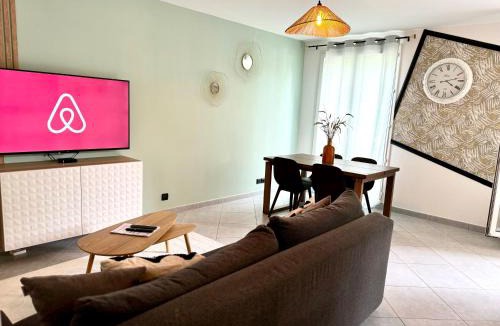 Elancourt Apartment | Appart’ calme - 48m² - proche Versailles - Paris