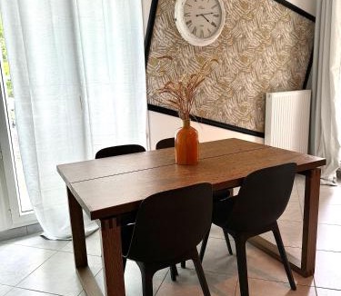 Elancourt Apartment | Appart’ calme - 48m² - proche Versailles - Paris