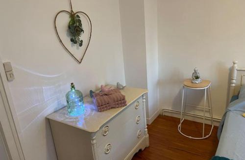 Saint-Nazaire Apartment | Appart, chantier naval, très cosy et vintage